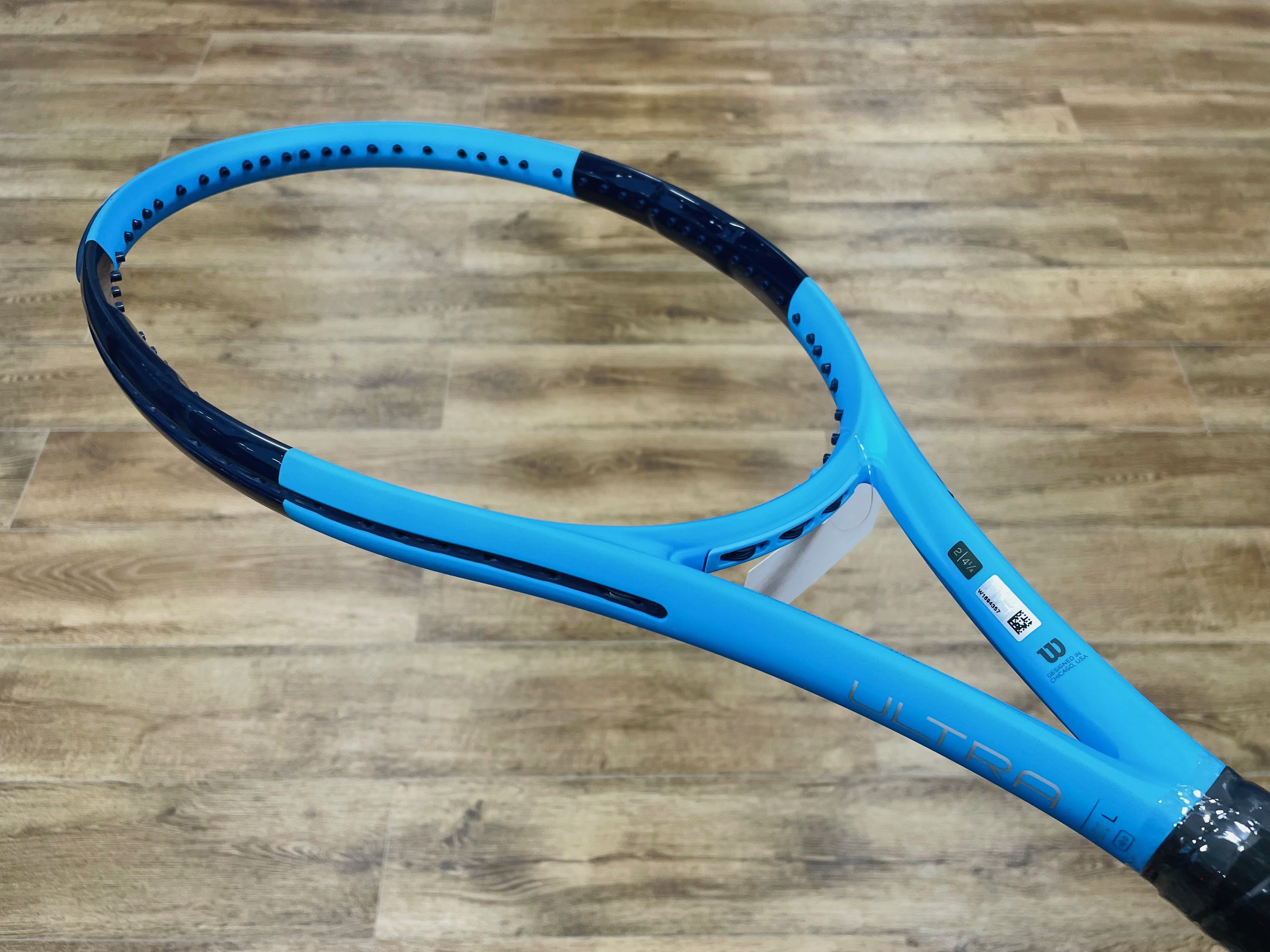 今週のオススメ中古ラケット｛FX500・ULTRA100L RV｝(The introduction of our rackets)
