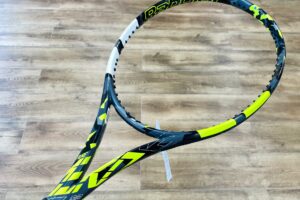 今週のオススメ中古ラケット｛PURE AERO 98・TF-X1 305｝(The introduction of our rackets)