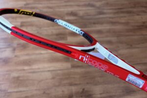今週のオススメ中古ラケット｛T-FIGHT 300S・n SIX-ONE 90｝(The introduction of our rackets)