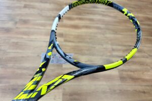 今週のオススメ中古ラケット｛PURE AERO 98・PROSTAFF RF97｝(The introduction of our rackets)