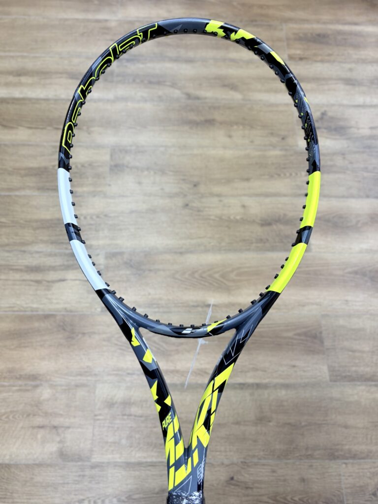 今週のオススメ中古ラケット｛PURE AERO 98・SPEED PRO LEGEND｝(The introduction of our rackets)
