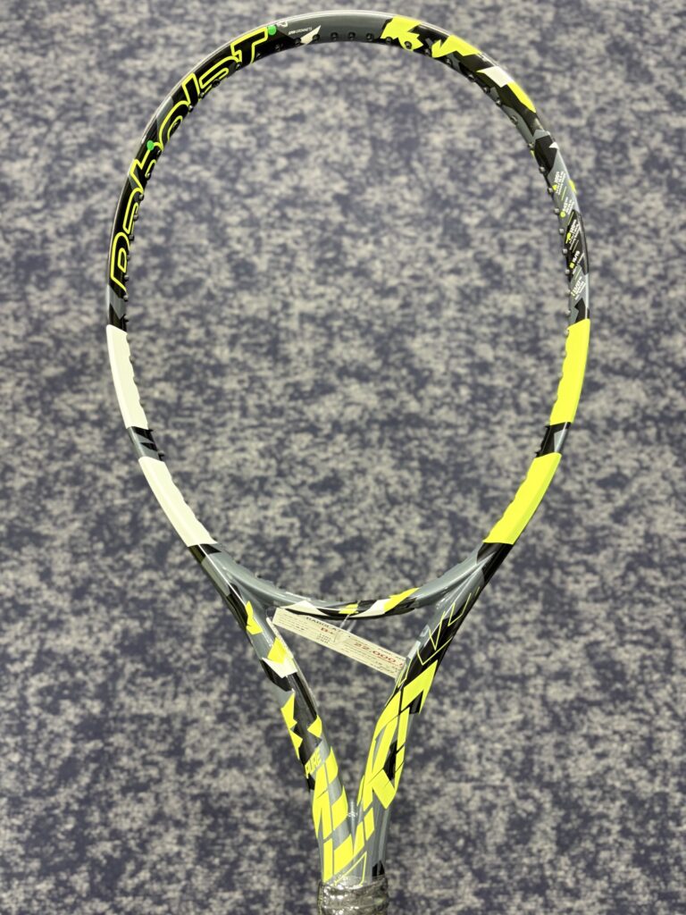 今週のオススメ中古ラケット｛PURE AERO 2022・PERCEPT 104｝(The introduction of our rackets)