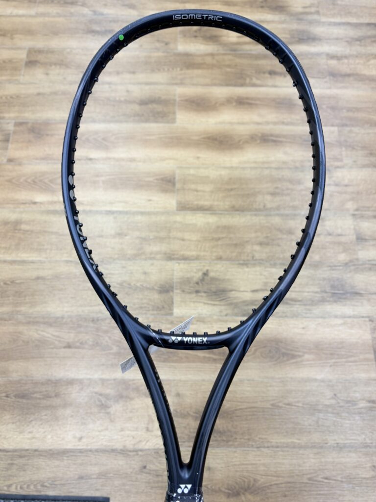 今週のオススメ中古ラケット｛VCORE 98 GALAXY BLACK・VCORE98 2021｝(The introduction of our rackets)