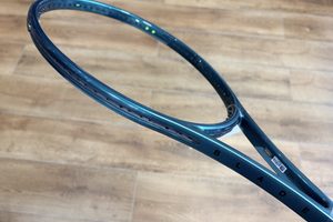 今週のオススメ中古ラケット｛BLADE PRO 18×20 V9・EZONE 98 TOUR｝(The introduction of our rackets)